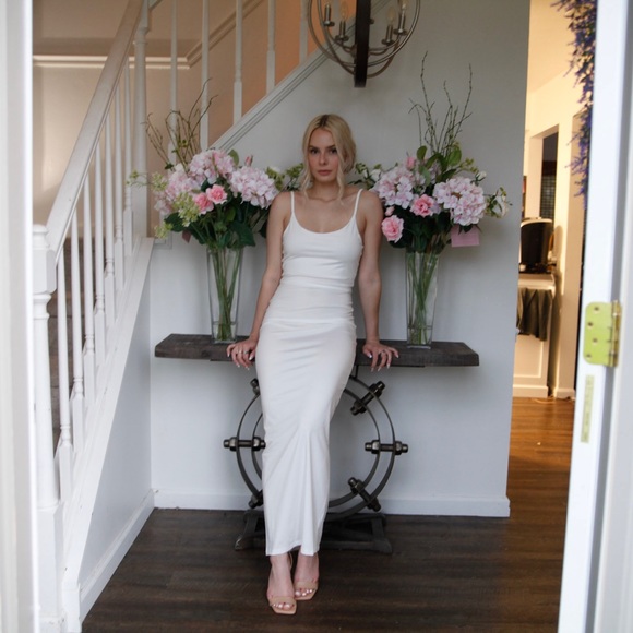 Women’s lightweight dress with spaghetti straps. - Picture 1 of 12